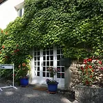 Bed & Breakfast Les Neuf Bouleaux Job