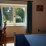 Les Neuf Bouleaux Bed & Breakfast