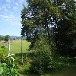 Les Neuf Bouleaux Bed & Breakfast Job