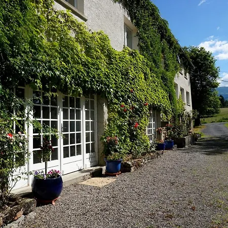 Les Neuf Bouleaux 3* Job