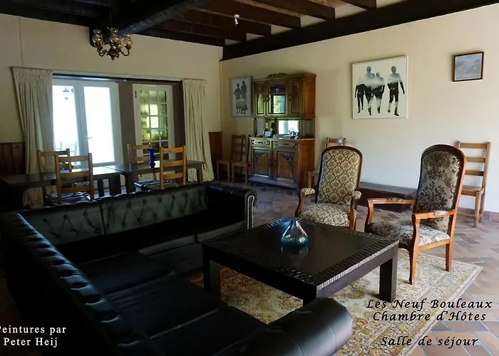 Les Neuf Bouleaux Job