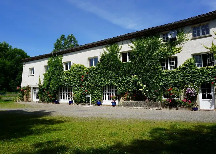 Les Neuf Bouleaux 3*